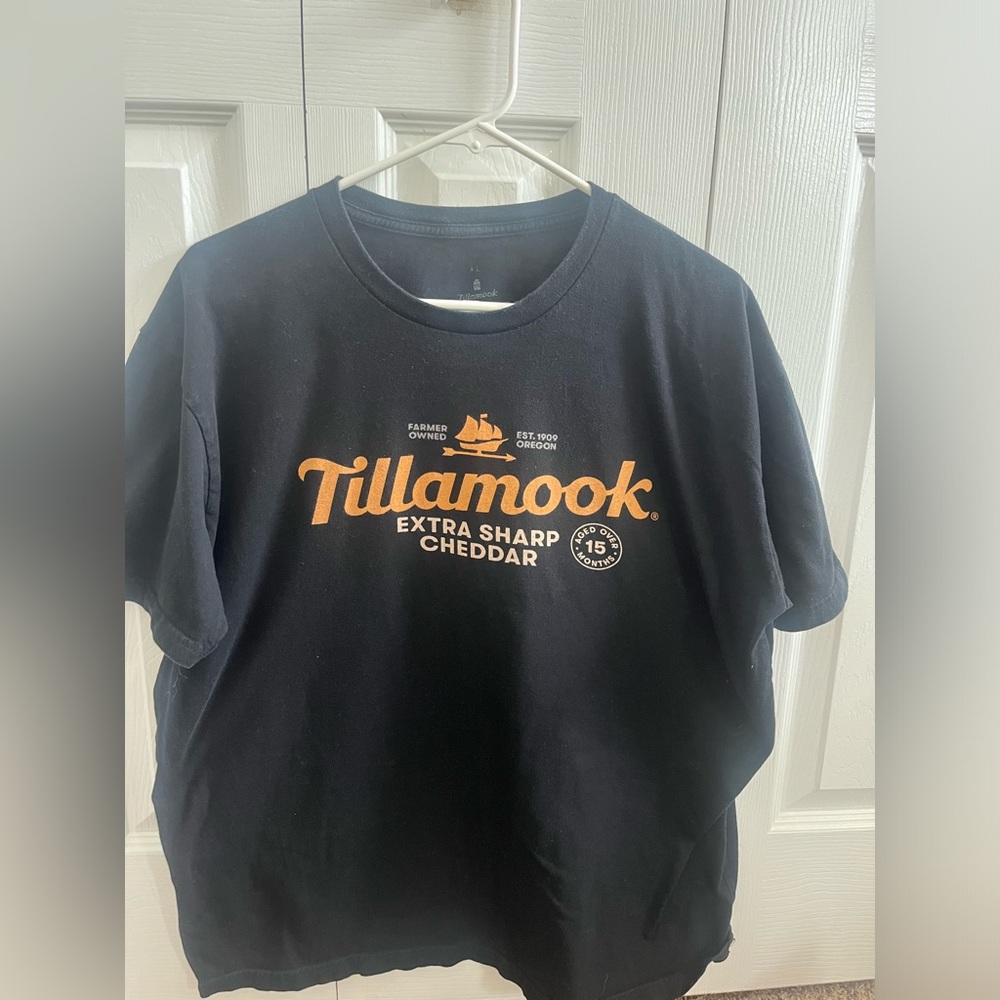 Tillamook creamery T-shirt. Good condition.
